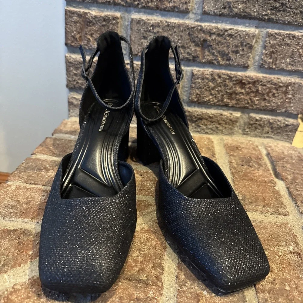 BCBGeneration Rola Shimmery Block Heel Pump Women's Black Size 9M #502